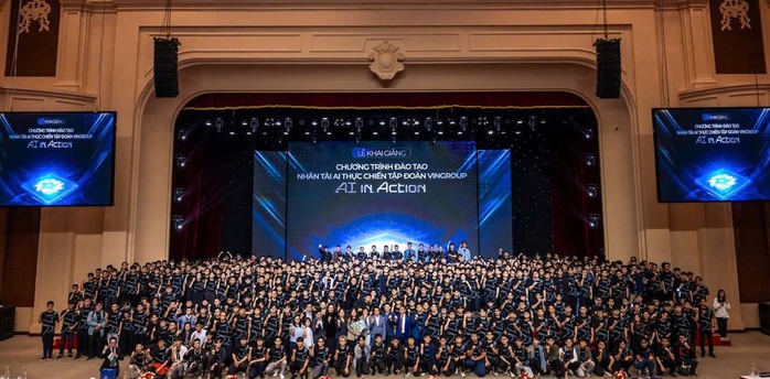 Khai giảng kh&oacute;a đầu ti&ecirc;n chương tr&igrave;nh đ&agrave;o tạo 20.000 nh&acirc;n t&agrave;i AI thực chiến - Ảnh 1.