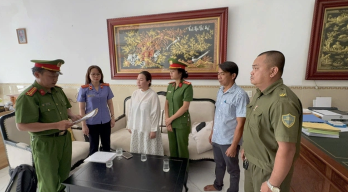 Nhiều nạn nh&acirc;n tiếp tục đến C&ocirc;ng an TPHCM tố c&aacute;o CEO Nguyễn Ngọc Tiền - Ảnh 1.