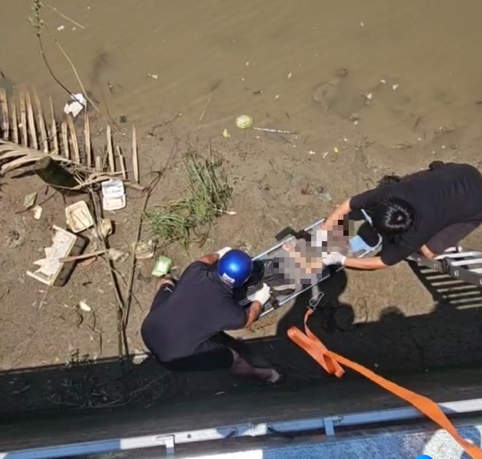 Ph&aacute;t hiện thi thể nam giới tr&ocirc;i dạt v&agrave;o bờ s&ocirc;ng Dinh - Ảnh 1.