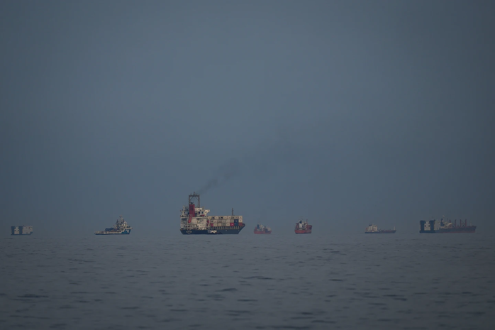 Ph&aacute;p v&agrave; Anh th&uacute;c đẩy &ldquo;d&ugrave;ng vũ lực&rdquo; khai th&ocirc;ng eo biển Hormuz - Ảnh 2.