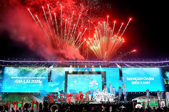 &ldquo;Đại ng&agrave;n chạm biển xanh&rdquo; tạo c&uacute; h&iacute;ch truyền th&ocirc;ng cho du lịch Gia Lai - Ảnh 3.