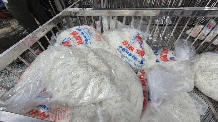 B&uacute;n Nguyễn B&iacute;nh k&ecirc;u cứu giảm phạt hơn nửa tỉ đồng cho nghề truyền thống - Ảnh 2.