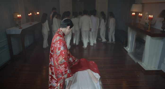 Xu&acirc;n Lan "lừa" Ngọc Trinh, Rima Thanh Vy, Phương Linh xuống c&otilde;i &acirc;m - Ảnh 2.