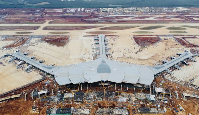 Thiếu hụt 40 % lao động tại c&ocirc;ng trường s&acirc;n bay Long Th&agrave;nh - Ảnh 3.