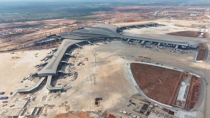 Phó thủ tướng yêu cầu đưa sân bay Long Thành vào khai thác trong năm 2026 - Ảnh 1.