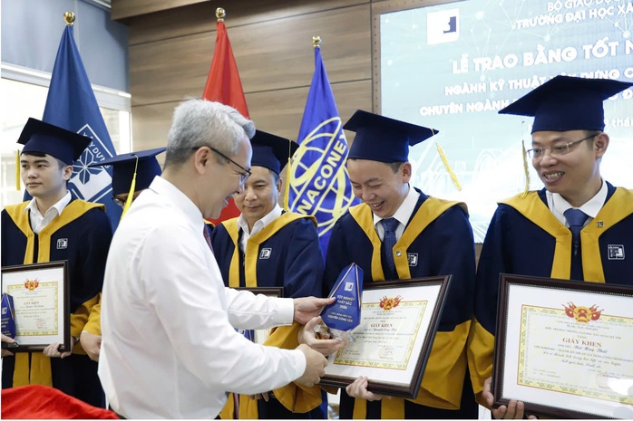 ĐƯỜNG SẮT TỐC ĐỘ CAO: PH&Eacute;P THỬ NĂNG LỰC QUỐC GIA: Dọn đường cho dự &aacute;n lớn - Ảnh 1.