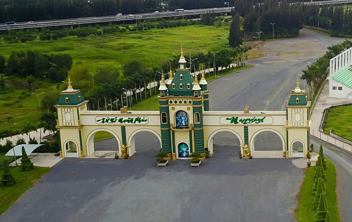 Tạm dừng giao dịch Tập đo&agrave;n Khang Th&ocirc;ng: Những bất ổn Tại Happyland năm 2026 - Ảnh 1.