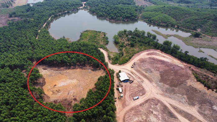 Đ&agrave; Nẵng xử phạt đất tặc với số tiền gần nửa tỷ đồng - Ảnh 1.