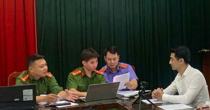 Bắt giam người đ&agrave;n &ocirc;ng d&acirc;m &ocirc; trẻ em tại Hưng Y&ecirc;n: Nguyễn Do&atilde;n Minh bị khởi tố - Ảnh 1.