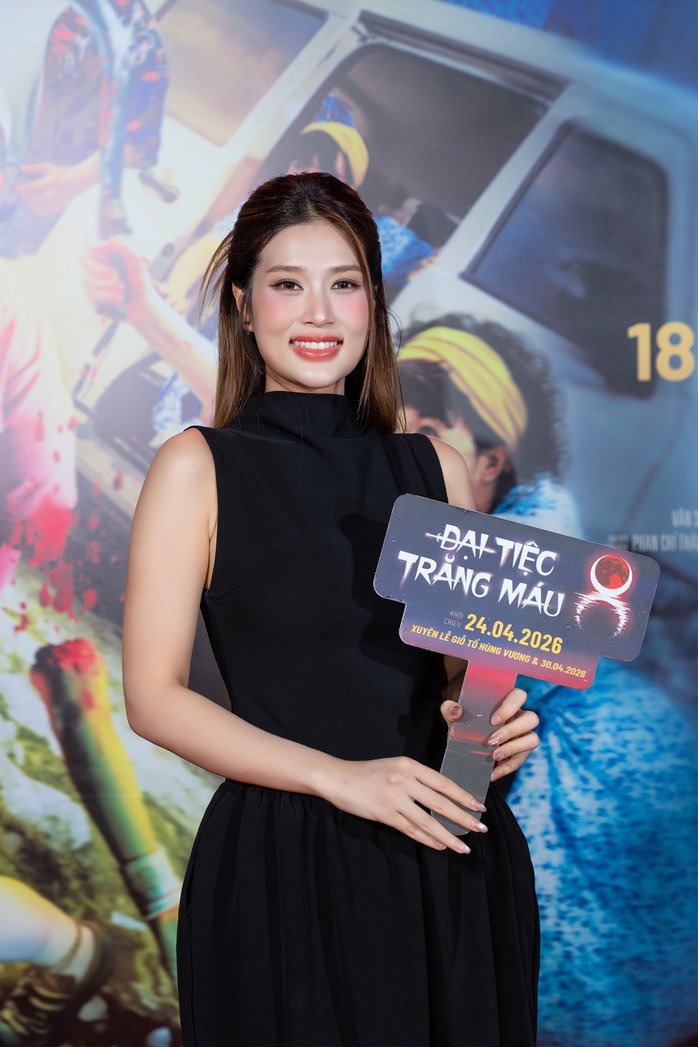 Vợ chồng Việt Hương, Tuấn Trần, Qu&aacute;ch Ngọc Ngoan ủng hộ Li&ecirc;n Bỉnh Ph&aacute;t - Ảnh 8.