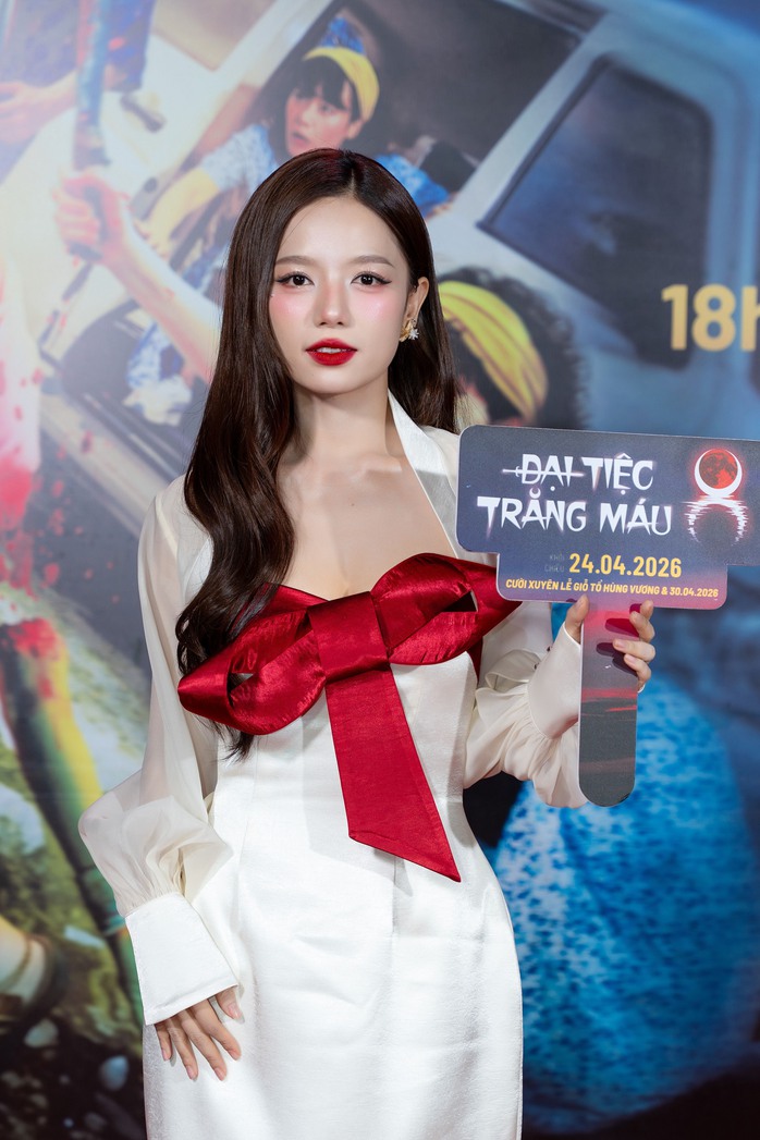 Vợ chồng Việt Hương, Tuấn Trần, Qu&aacute;ch Ngọc Ngoan ủng hộ Li&ecirc;n Bỉnh Ph&aacute;t - Ảnh 6.