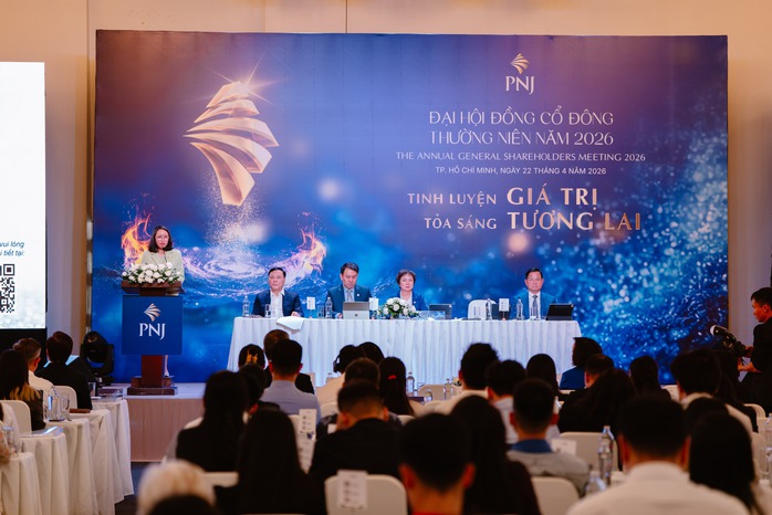 Gi&aacute; v&agrave;ng biến động mạnh năm 2026 đại gia PNJ l&ecirc;n kế hoạch lợi nhuận khủng - Ảnh 2.