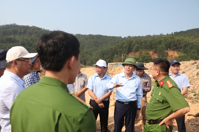L&atilde;nh đạo Đ&agrave; Nẵng: Cần sự chia sẻ, hy sinh lợi &iacute;ch của người d&acirc;n gần khu xử l&yacute; r&aacute;c - Ảnh 1.