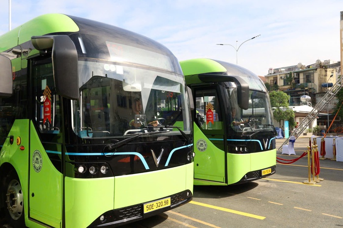 LẮNG NGHE NGƯỜI D&Acirc;N HIẾN KẾ: Xe bu&yacute;t miễn ph&iacute;: L&agrave;m sao cạnh tranh với xe c&aacute; nh&acirc;n? - Ảnh 1.