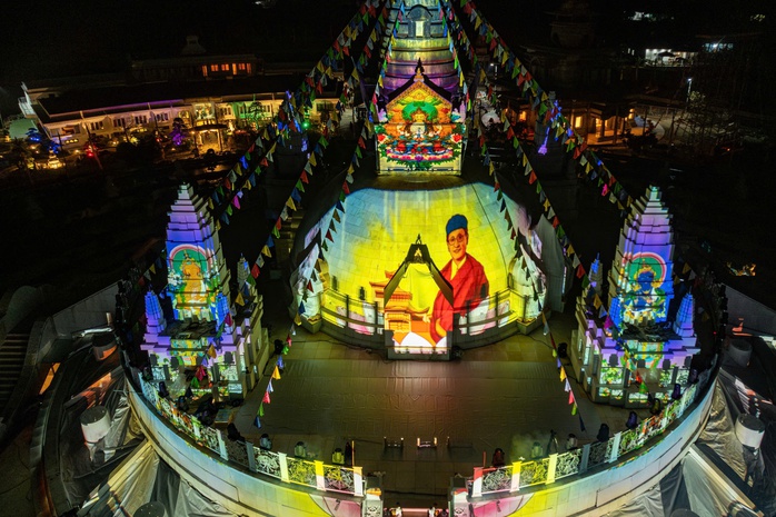 Khai mở cuộn thư ph&aacute;p Đại Bi Quan &Acirc;m 200 m&eacute;t tại Ph&uacute; Thọ năm 2026 - Ảnh 4.