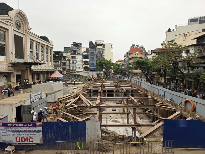 H&agrave; Nội cấp b&aacute;ch chống ngập - Ảnh 6.