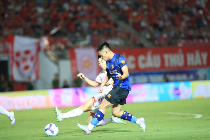 HAGL sẽ tựa v&agrave;o Pleiku Arena để kiếm điểm - Ảnh 4.