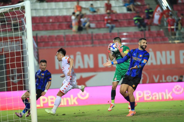 HAGL sẽ tựa v&agrave;o Pleiku Arena để kiếm điểm - Ảnh 5.