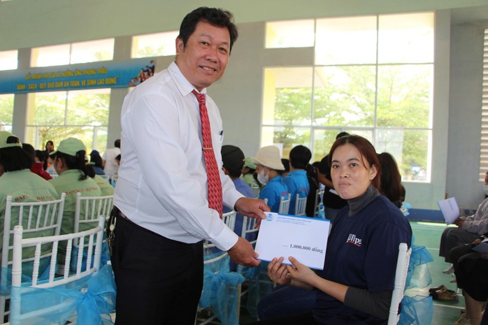 Kh&aacute;nh H&ograve;a ph&aacute;t động th&aacute;ng h&agrave;nh động về an to&agrave;n lao động v&agrave; th&aacute;ng c&ocirc;ng nh&acirc;n năm 2026 - Ảnh 4.