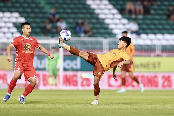 HAGL hụt chiến thắng tr&ecirc;n s&acirc;n nh&agrave; - Ảnh 9.