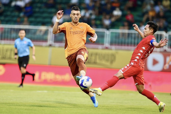 HAGL hụt chiến thắng tr&ecirc;n s&acirc;n nh&agrave; - Ảnh 4.