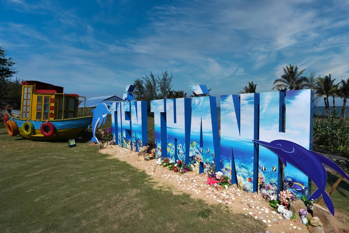 Tiến Th&agrave;nh l&agrave;m mới du lịch bằng trải nghiệm v&agrave; truyền th&ocirc;ng số - Ảnh 2.