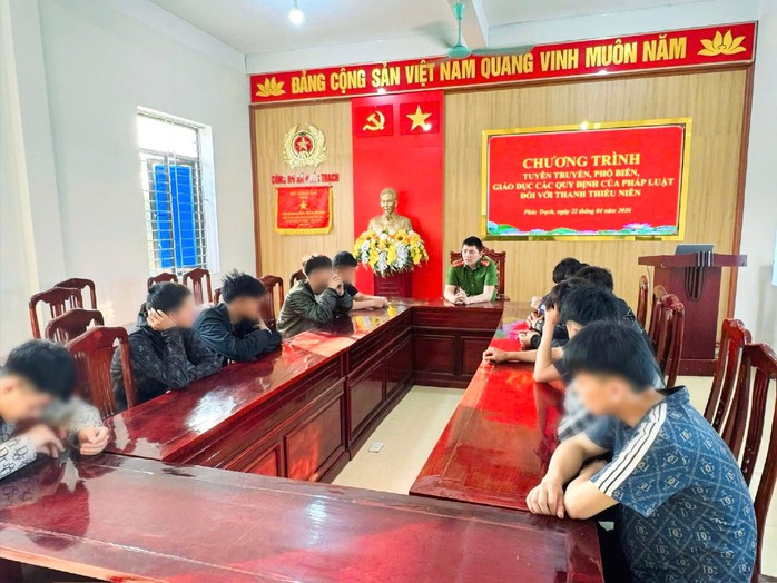 Hai nhóm thanh thiếu niên liên tỉnh lập nhóm kín trên Facebook để hẹn nhau giải quyết mâu thuẫn - Ảnh 2.