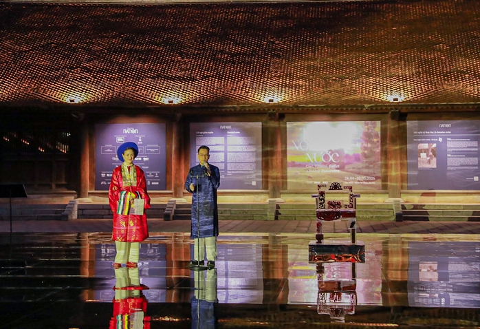 Chi&ecirc;m ngưỡng 20 t&aacute;c phẩm hội họa của vua H&agrave;m Nghi tại Văn Miếu - Quốc Tử Gi&aacute;m - Ảnh 3.