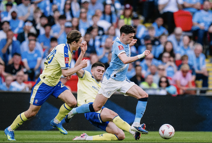 Man City ngược d&ograve;ng kịch t&iacute;nh, v&agrave;o chung kết FA Cup lần thứ tư li&ecirc;n tiếp - Ảnh 2.