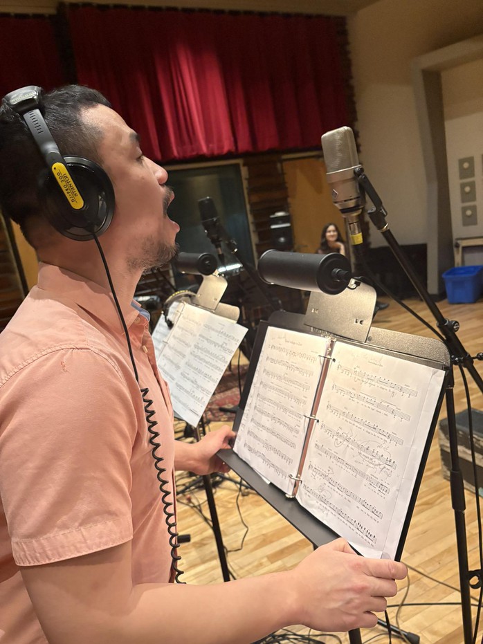 Kể chuyện quê hương bằng ngôn ngữ nhạc kịch toàn cầu - Ảnh 4.