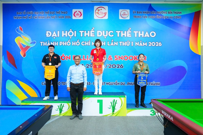 L&ecirc; Thị Ngọc Huệ v&ocirc; địch billiards carom ba băng Đại hội TDTT th&agrave;nh phố - Ảnh 3.