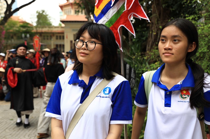 Lần đầu ti&ecirc;n Thảo Cầm Vi&ecirc;n t&aacute;i hiện huyền sử trong lễ diễu h&agrave;nh Quốc Tổ - Ảnh 9.