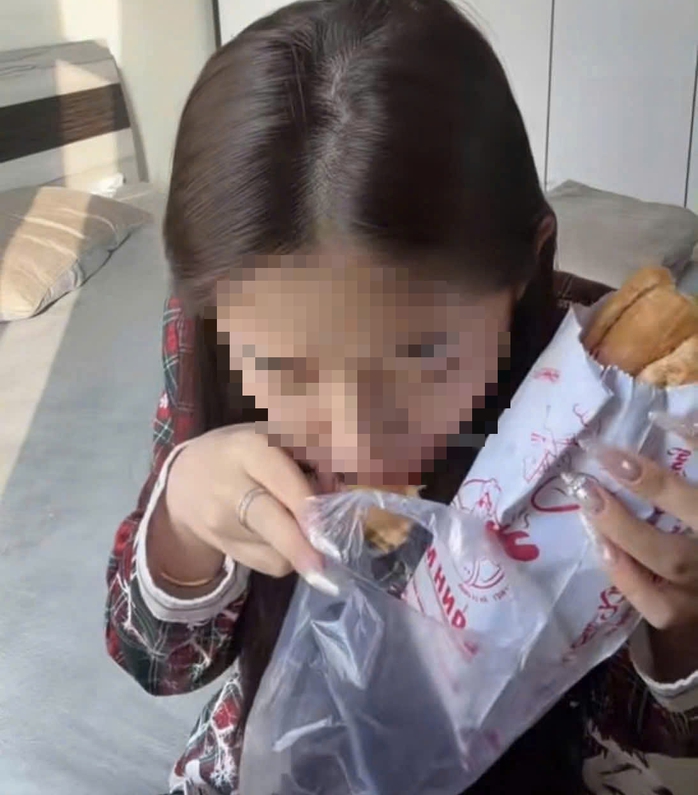 Nữ TikToker h . L . Xin lỗi vụ ch&ecirc; b&aacute;nh m&igrave; v&agrave; mong được cơ hội sửa sai - Ảnh 1.