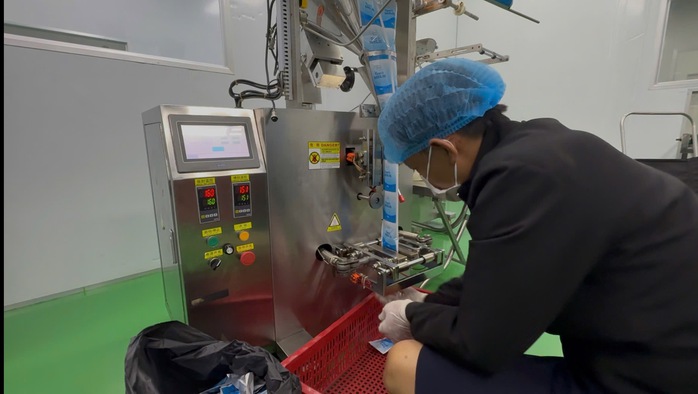 C&ocirc;ng an TPHCM bắt vợ chồng b&agrave; chủ C&ocirc;ng ty N&ocirc;ng sản Mai Xu&acirc;n Th&agrave;nh - Ảnh 3.