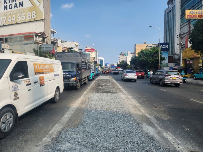 Dỡ 3 km dải ph&acirc;n c&aacute;ch, Cộng H&ograve;a th&ocirc;ng tho&aacute;ng hơn - Ảnh 6.