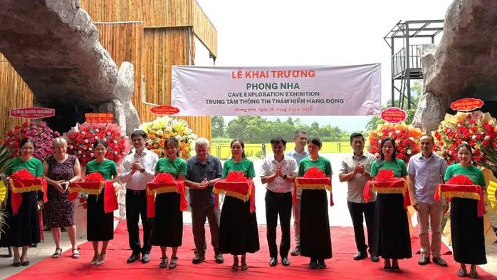 Lần đầu "mở cửa" khám phá Sơn Đoòng ngay trên mặt đất - Ảnh 1.