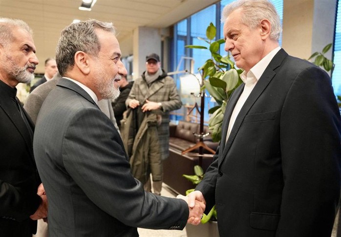 Tổng thống Mỹ Donald Trump cảnh b&aacute;o đường ống dẫn dầu của Iran c&oacute; thể nổ tung trong 3 ng&agrave;y tới - Ảnh 2.