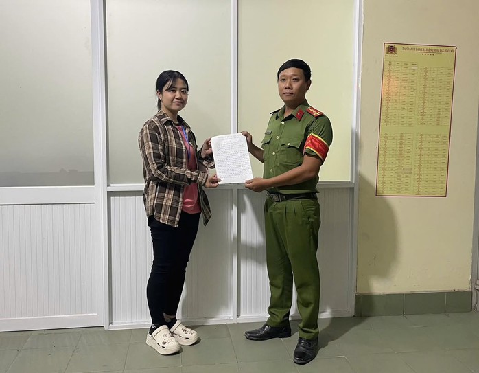 "C&uacute; đấm th&eacute;p" của C&ocirc;ng an TPHCM khiến tội phạm khiếp sợ - Ảnh 2.