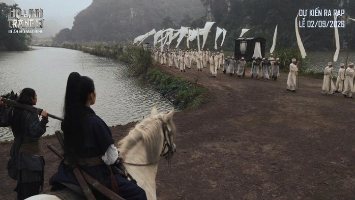 Đ&aacute;nh thức "mỏ v&agrave;ng" phim lịch sử - Ảnh 2.