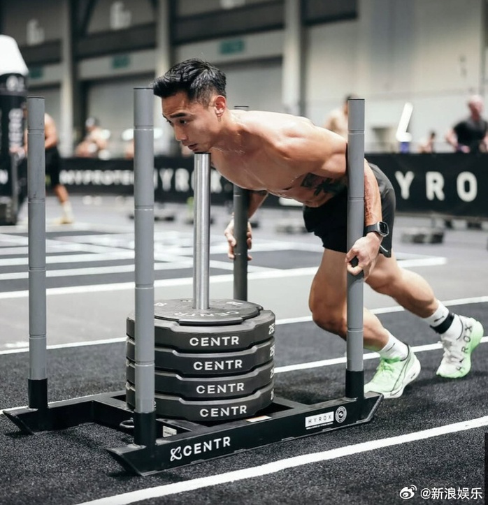 Th&aacute;i Tr&aacute;c Nghi&ecirc;n c&ocirc;ng bố cưới "hồng h&agrave;i nhi" k&eacute;m 10 tuổi - Ảnh 5.