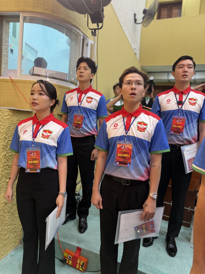 Ca sĩ Ng&ocirc; Kiến Huy tham gia c&acirc;u lạc bộ C&ocirc;ng an TPHCM - Ảnh 1.