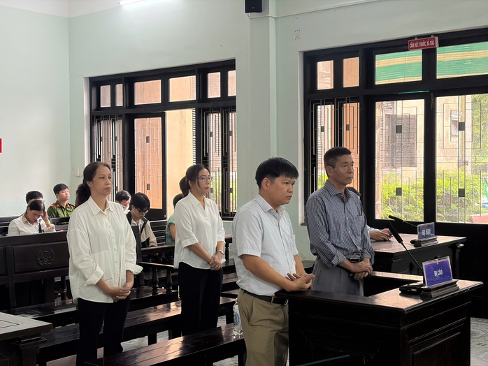 Cựu Gi&aacute;m đốc CDC Huế bị xử l&yacute; h&igrave;nh sự v&igrave; Lợi dụng chức vụ năm 2026 - Ảnh 1.