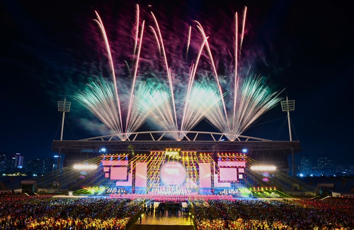 40.000 kh&aacute;n giả lan tỏa mạnh mẽ tinh thần tự h&agrave;o d&acirc;n tộc - Ảnh 20.