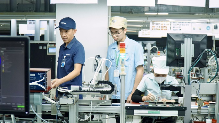 Từ đối thoại đến lợi &iacute;ch: 9 chủ tịch C&ocirc;ng đo&agrave;n cơ sở tại TP HCM được vinh danh - Ảnh 3.