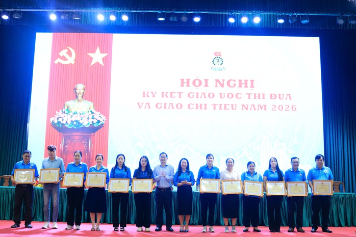 LĐLĐ TP Cần Thơ giao chỉ ti&ecirc;u nhằm tăng cường chăm lo cho người lao động - Ảnh 6.