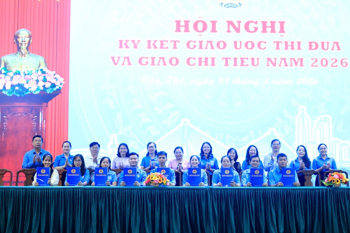 LĐLĐ TP Cần Thơ giao chỉ ti&ecirc;u nhằm tăng cường chăm lo cho người lao động - Ảnh 4.