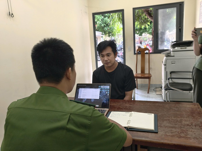 C&ocirc;ng an TPHCM bắt 24 người, lật tẩy thủ đoạn &iacute;t ai ngờ tới - Ảnh 2.