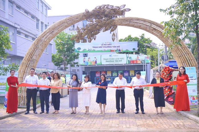 TP HCM: Ra mắt trạm thu hồi, t&aacute;i chế r&aacute;c thải nhựa  - Ảnh 1.