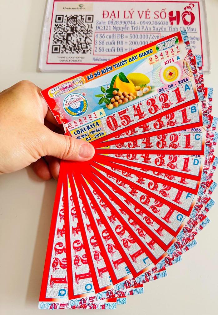 Tr&ugrave;ng hợp giải độc đắc xổ số miền Nam ng&agrave;y 4 - 4: Kh&aacute;ch h&agrave;ng may mắn tại TPHCM - Ảnh 5.