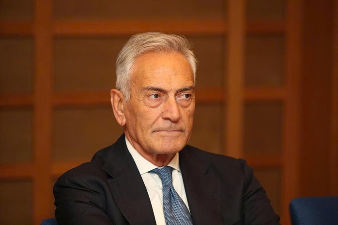 Chủ tịch FIGC từ chức, &Yacute; c&oacute; thể mất quyền đăng cai Euro 2032 - Ảnh 2.